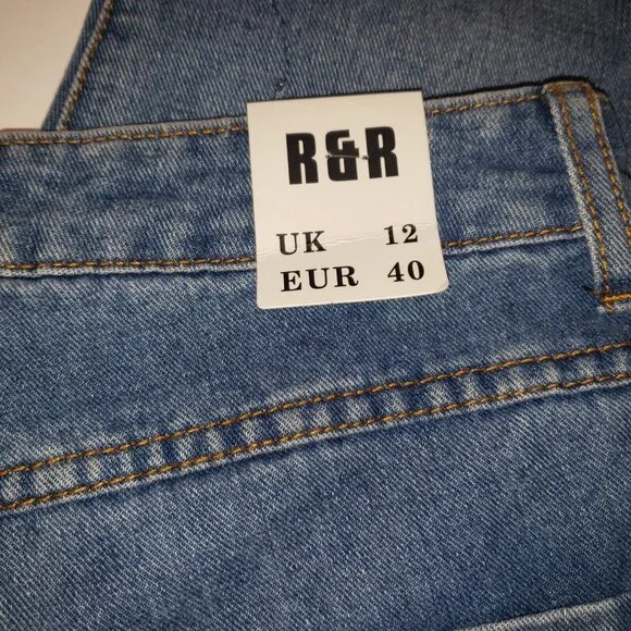 The Rockn Rev Jeans Women's Size 8 Step Hem Straight Leg Distressed Jeans NWT - Picture 10 of 15